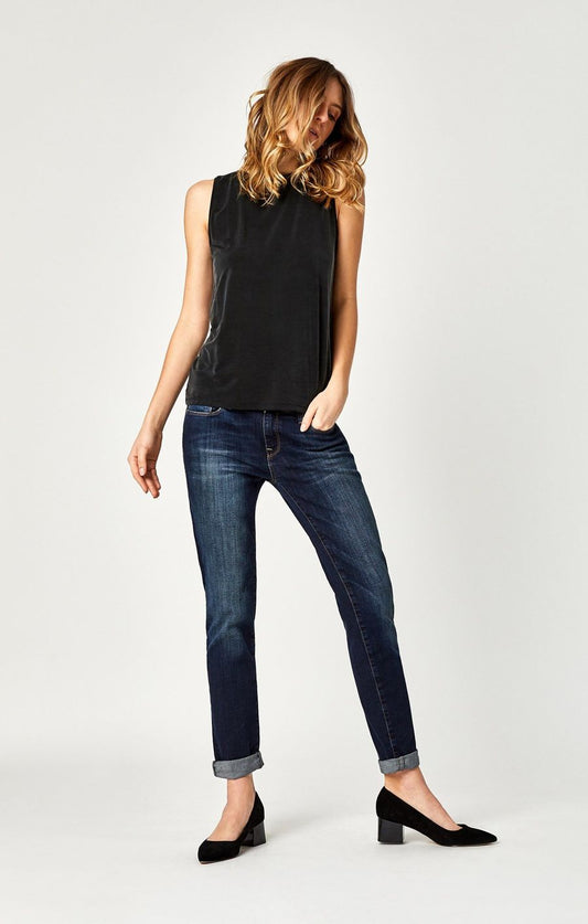 Ada petit ami dans Indigo Brossed Tribeca