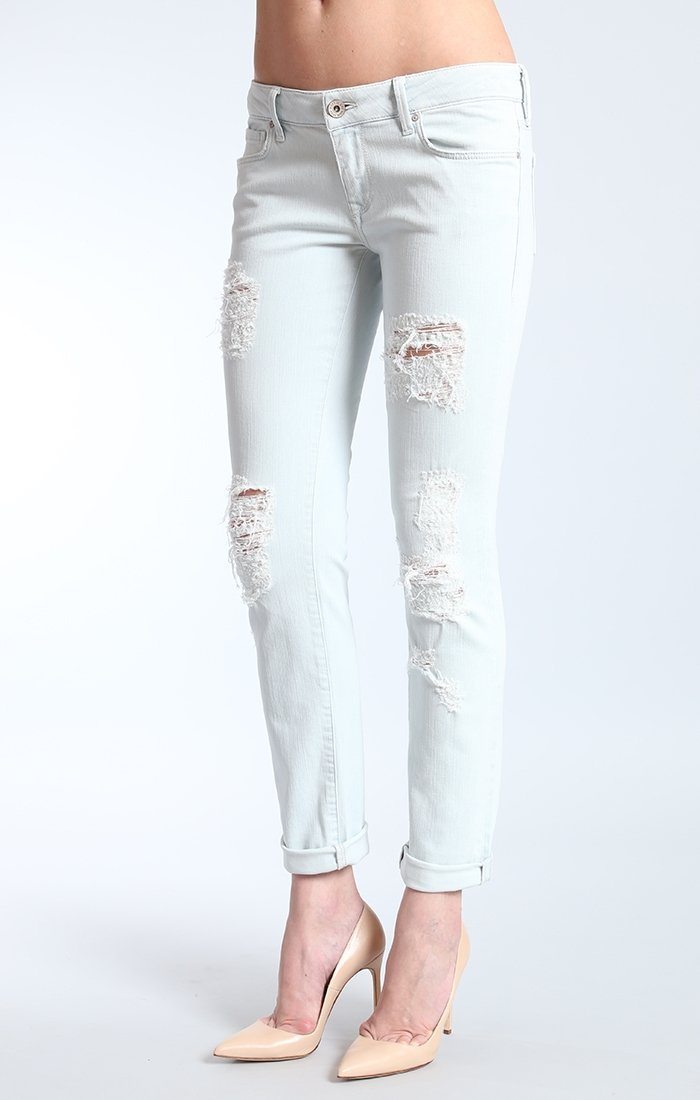 ADA BOYFRIEND IN BLEACHED DESTRUCTED VINTAGE - Mavi Jeans